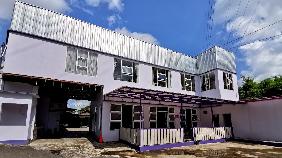 Tirta Arum Serem Hotel